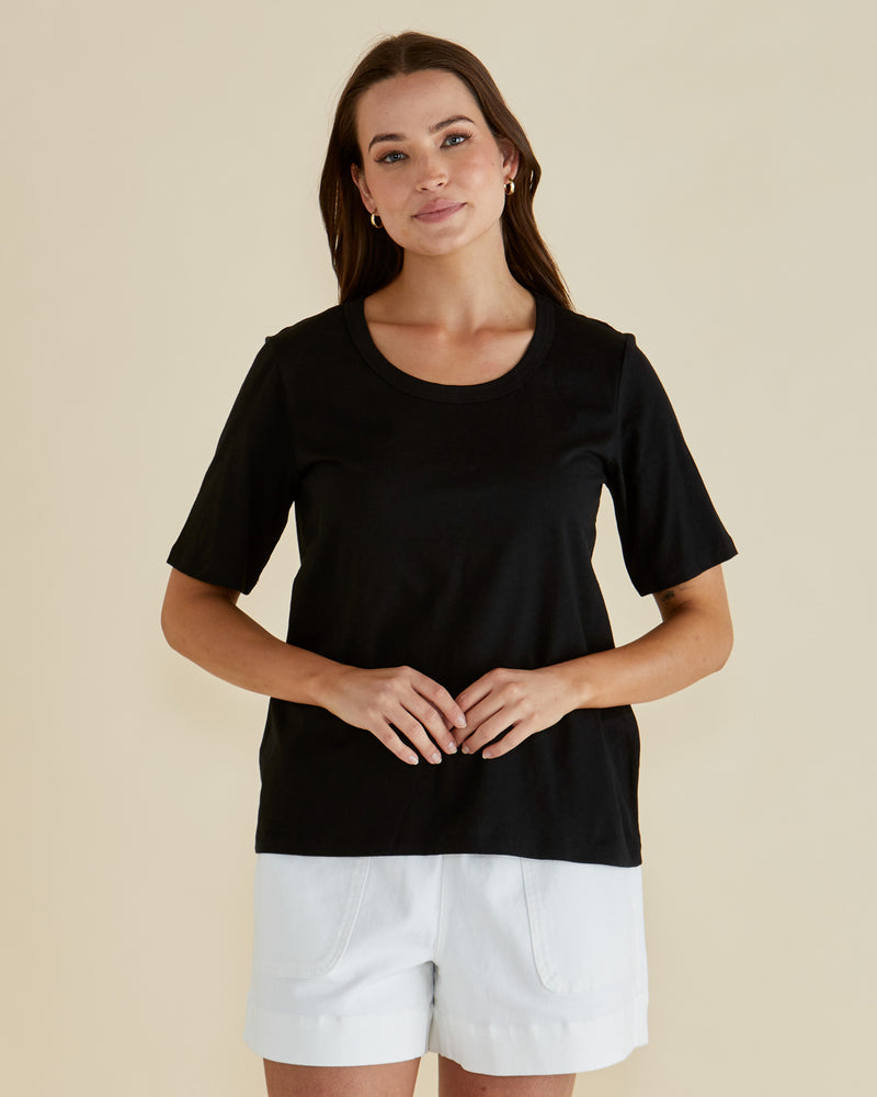 Riley Tee Black