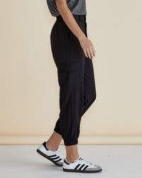 Adrianna Jogger -Black