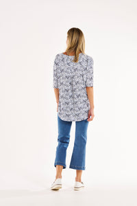 Brielle Bamboo V-Neck Tee - Snow Leopard