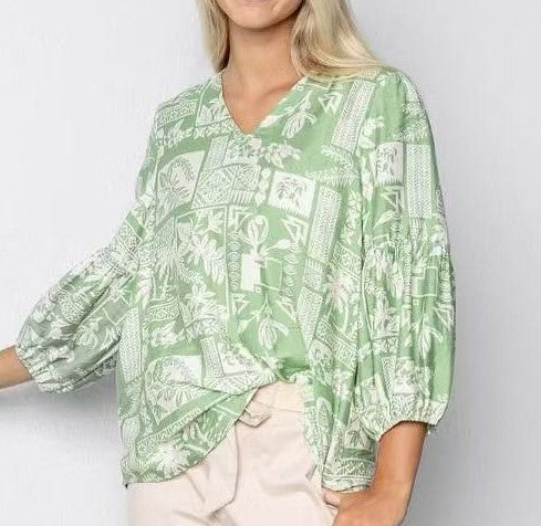 Zila Abstract Top Sage
