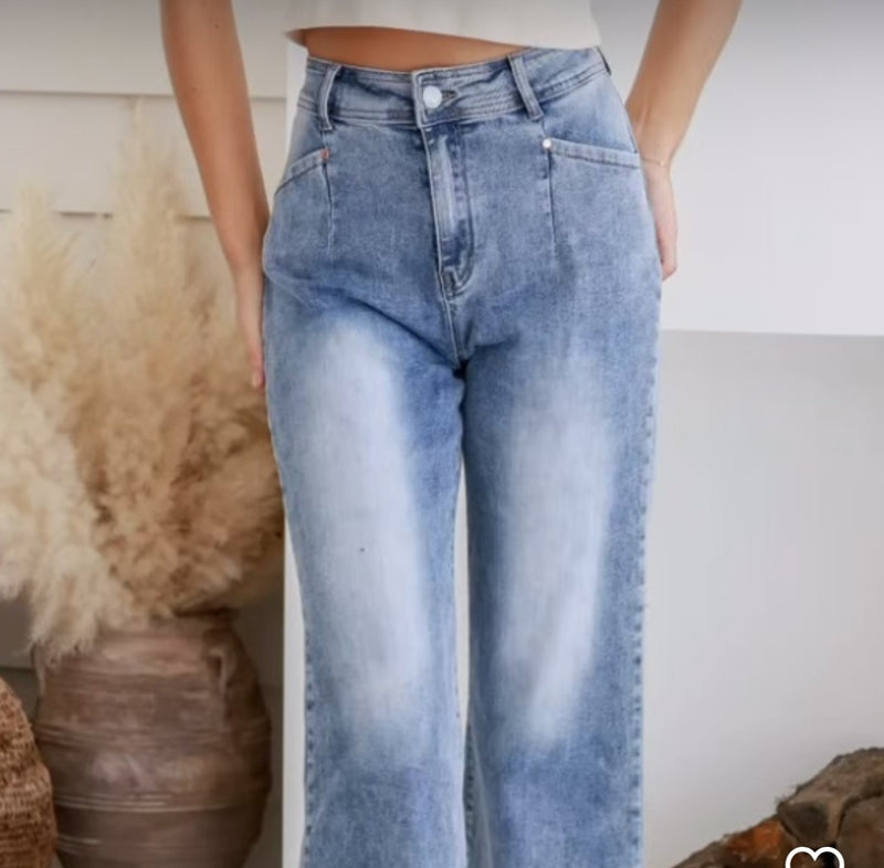 J-Lo Wide Leg Crop Jeans