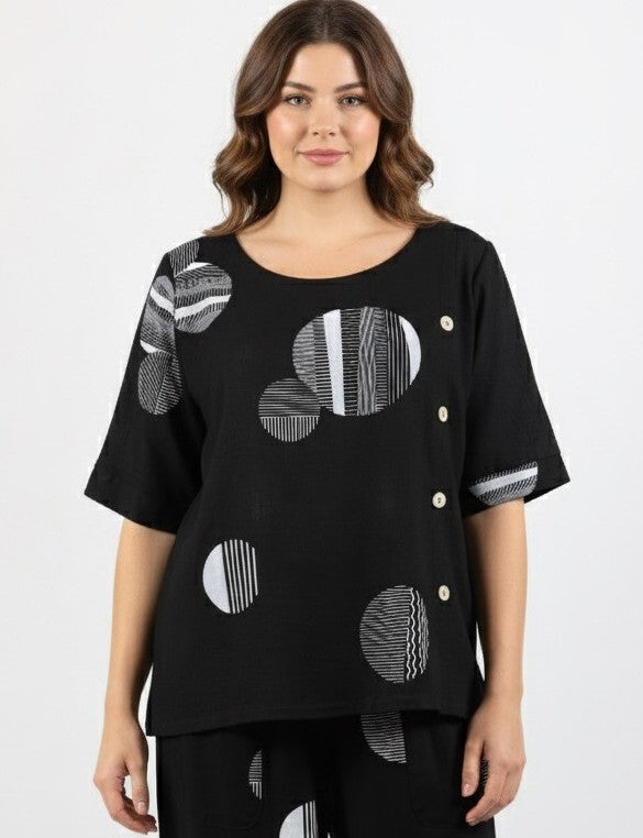 Lea Circle Button Detail Top