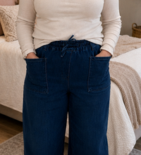 Daphne Barrel Leg Jeans